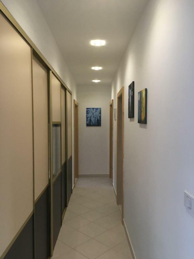 The View **** Apartment Racisce Exterior photo